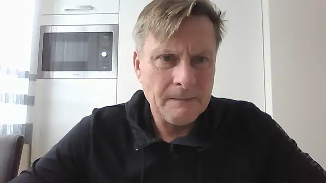 johnnym1 online show from 01-09-26, 12:34