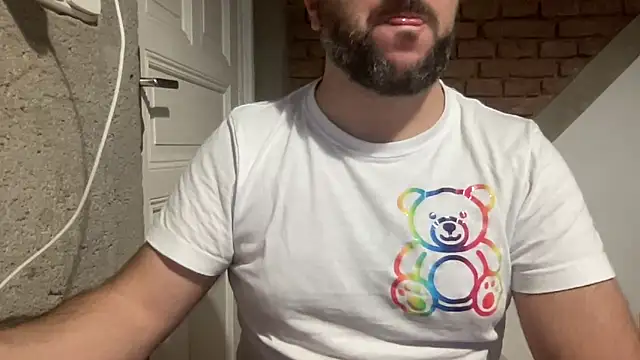 Snapshot of RedDante89 chatting on 11-04-25, 07:12 RedDante89 online show from 11-04-25, 07:12