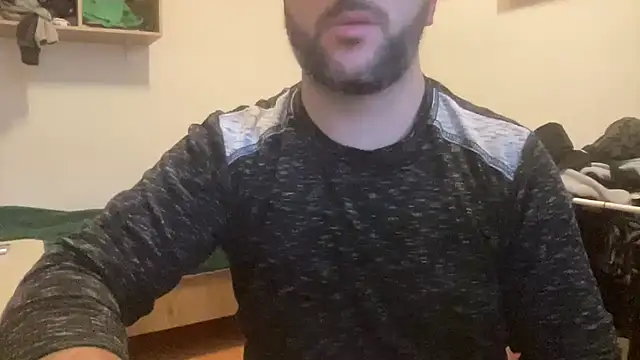 Snapshot of RedDante89 chatting on 10-29-25, 06:45 RedDante89 online show from 10-29-25, 06:45