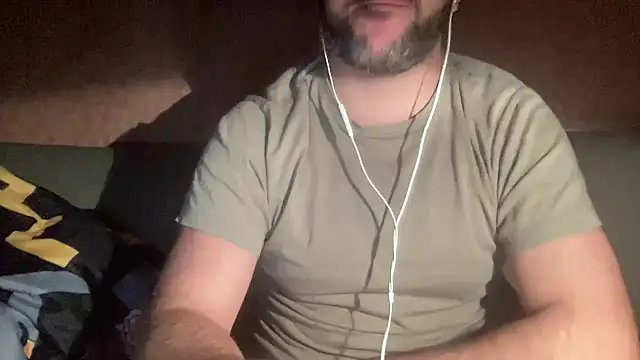 Snapshot of RedDante89 chatting on 02-09-25, 06:58 RedDante89 online show from 02-09-25, 06:58