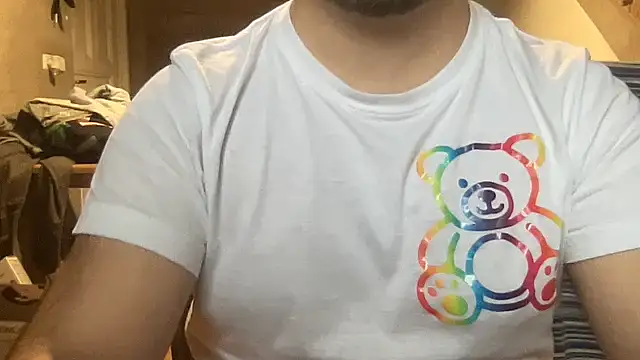 Snapshot of RedDante89 chatting on 11-15-25, 07:34 RedDante89 online show from 11-15-25, 07:34