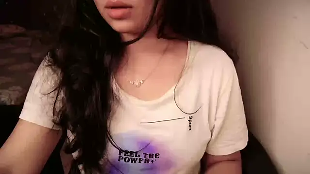 Snapshot of Spice-Summi chatting on 10-03-25, 06:09 Spice-Summi online show from 10-03-25, 06:09