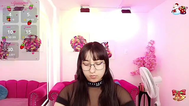 Miss dolly  online show from 11-22-25, 12:37