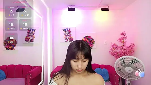 Snapshot of Miss_dolly_ chatting on 09-15-25, 01:00 Miss dolly  online show from 09-15-25, 01:00