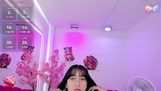 Snapshot of Miss_dolly_ chatting on 02-27-25, 12:23 Miss dolly  online show from 02-27-25, 12:23