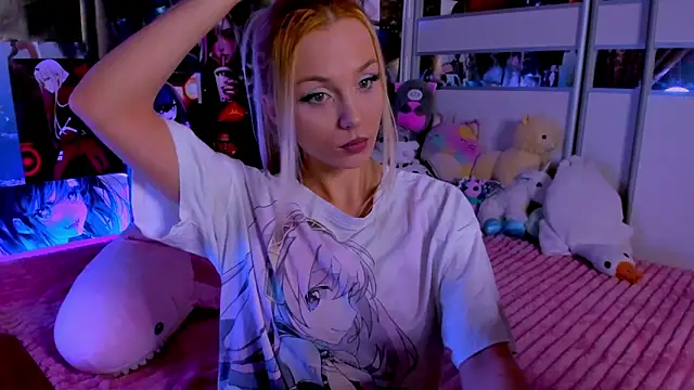 Cute  Pony online show from 03-20-25, 09:24