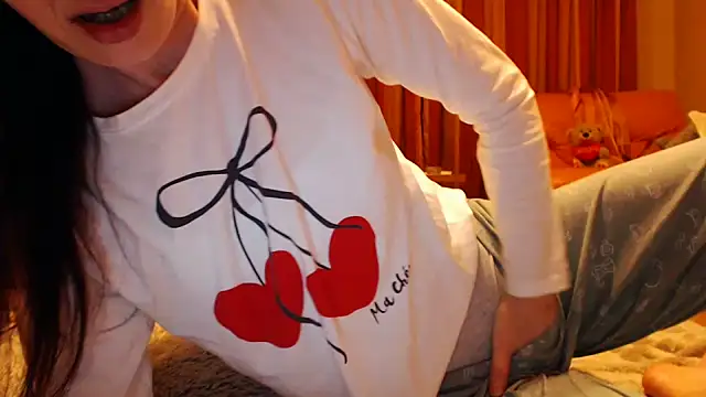 LovelyAndraGirl online show from 07-09-26, 11:04