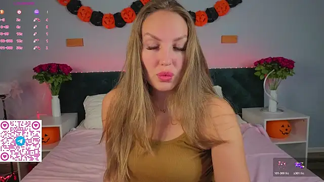 Kelly Hardy online show from 11-07-25, 01:10