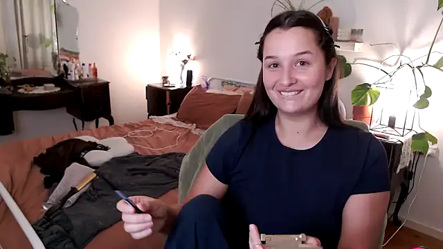 Lenas Room online show from 05-08-26, 04:16
