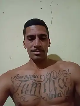 adriabis013 online show from 05-17-26, 07:47
