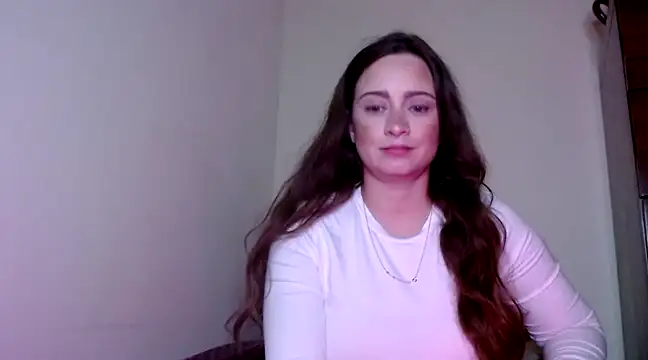Snapshot of Sophie_Raegan chatting on 12-10-24, 11:43 Sophie Raegan online show from 12-10-24, 11:43