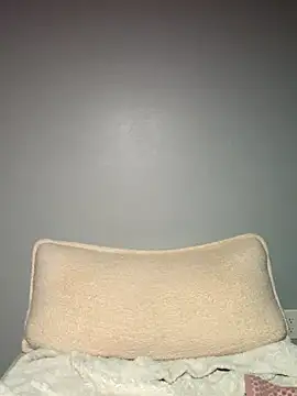 Sophie Raegan online show from 10-31-25, 03:03