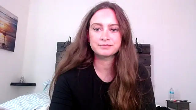 Snapshot of Sophie_Raegan chatting on 02-18-25, 07:09 Sophie Raegan online show from 02-18-25, 07:09
