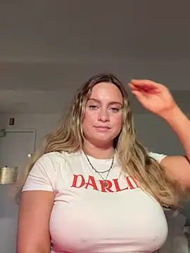 Sophie Raegan online show from 03-17-26, 03:37