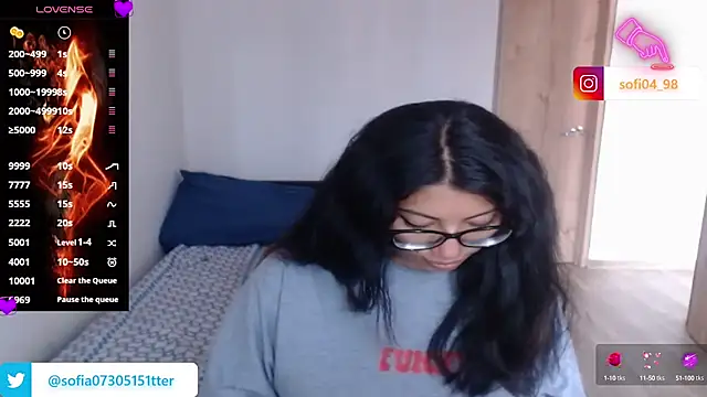 Snapshot of sofia_rosse4 chatting on 02-25-25, 02:37 sofia rosse4 online show from 02-25-25, 02:37