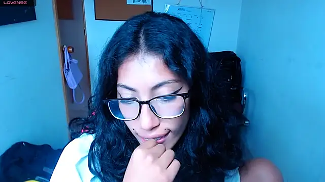 sofia rosse4 online show from 04-07-26, 07:15