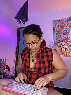 Amarantha 666 online show from 11-22-25, 08:51