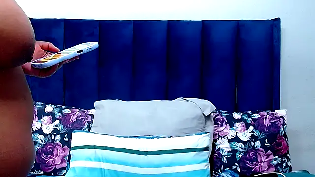 HotSmallTits online show from 04-16-26, 07:47