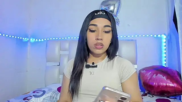 Anny jhonsonx online show from 02-01-26, 04:00