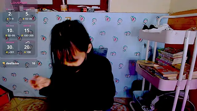 Snapshot of __Saphia__ chatting on 03-06-25, 01:05   Saphia   online show from 03-06-25, 01:05