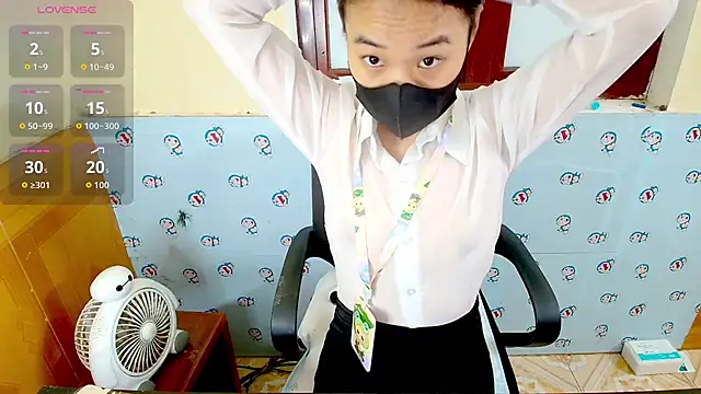 Snapshot of __Saphia__ chatting on 05-14-26, 12:29 Saphia online show from 05-14-26, 12:29