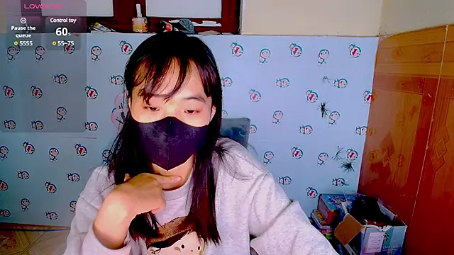 Snapshot of __Saphia__ chatting on 01-23-25, 01:30   Saphia   online show from 01-23-25, 01:30