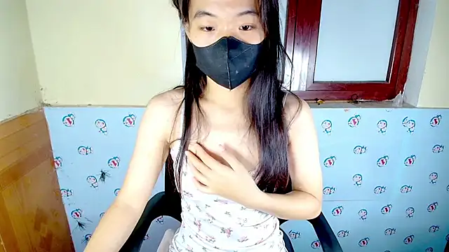   Saphia   online show from 10-29-25, 03:22