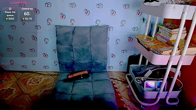 Snapshot of __Saphia__ chatting on 03-07-25, 02:56   Saphia   online show from 03-07-25, 02:56