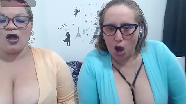 mademooms online show from 03-19-26, 02:44