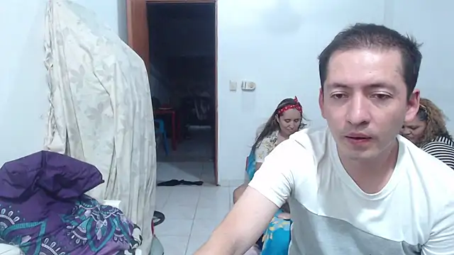 mademooms online show from 09-27-25, 02:39