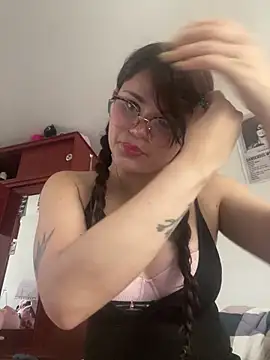 dayis butera online show from 11-16-25, 04:01