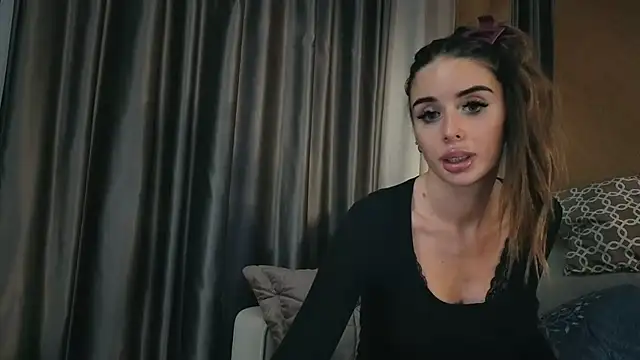 Snapshot of your_bunnygirl chatting on 11-15-25, 04:44 your bunnygirl online show from 11-15-25, 04:44