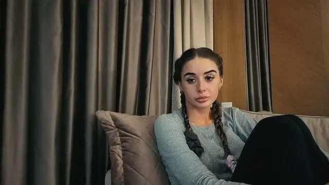 Snapshot of your_bunnygirl chatting on 11-03-25, 06:11 your bunnygirl online show from 11-03-25, 06:11