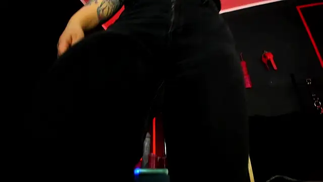 CharlotteScotte online show from 11-12-25, 12:09