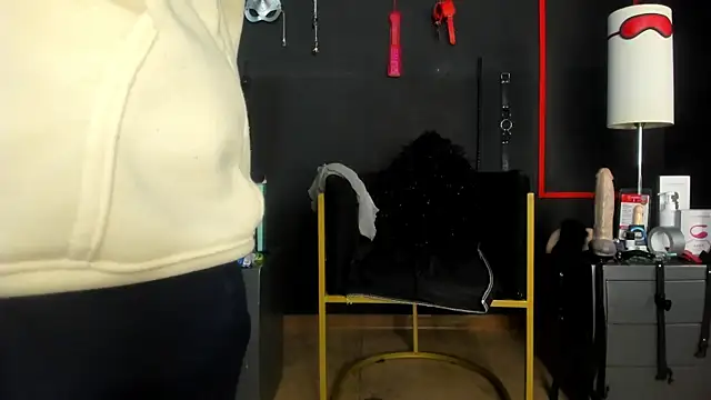 CharlotteScotte online show from 11-20-25, 01:34