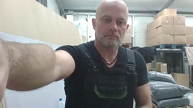 Snapshot of Boomerhun chatting on 01-18-26, 05:11 Boomerhun online show from 01-18-26, 05:11