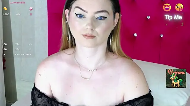 Erryka online show from 09-26-25, 04:19