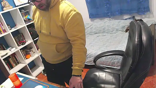 ravingr4d4 online show from 02-19-26, 09:23