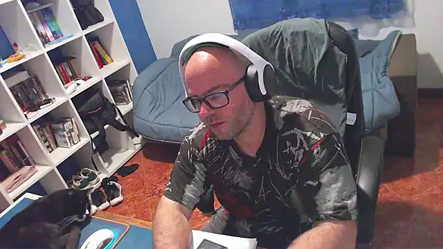 ravingr4d4 online show from 04-28-26, 09:30