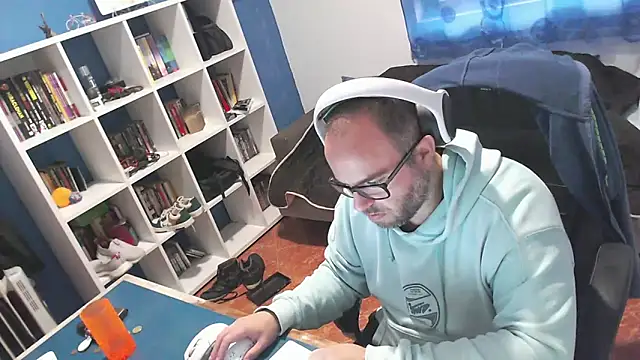 ravingr4d4 online show from 11-14-25, 11:47