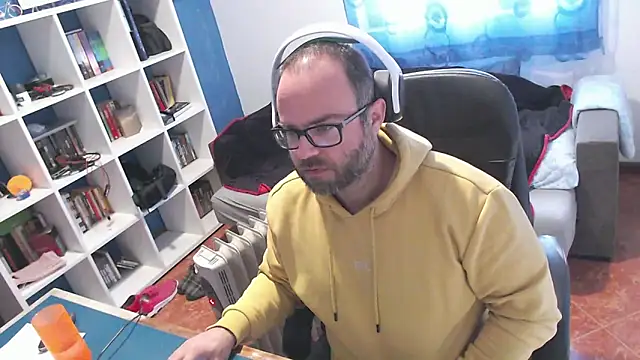 ravingr4d4 online show from 11-28-25, 10:37