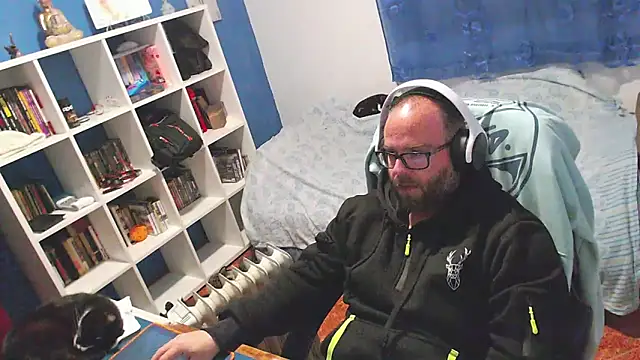 ravingr4d4 online show from 02-26-26, 10:43