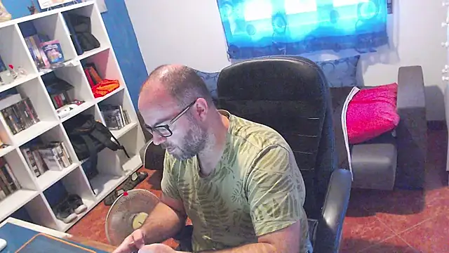 ravingr4d4 online show from 06-30-26, 08:25