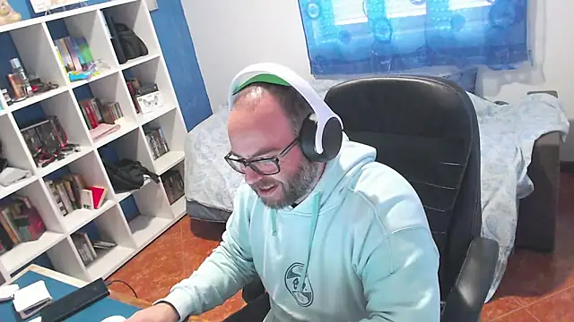 ravingr4d4 online show from 01-14-26, 02:09