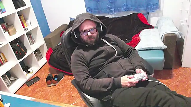 ravingr4d4 online show from 12-14-25, 10:37