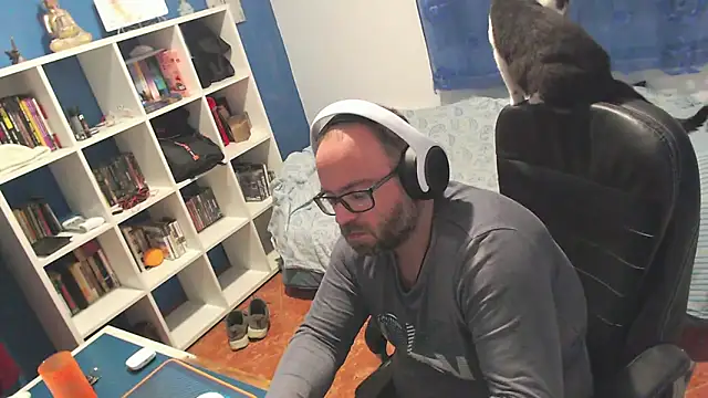 ravingr4d4 online show from 02-25-26, 12:11