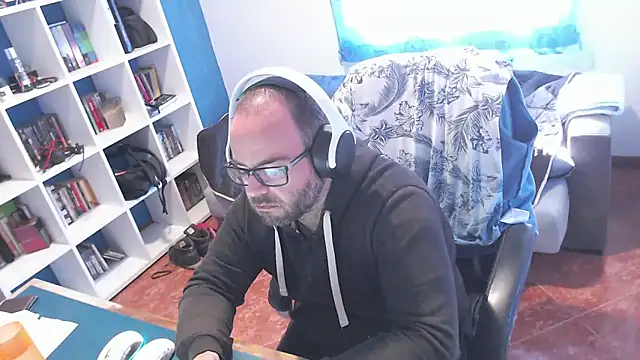 ravingr4d4 online show from 11-20-25, 11:22