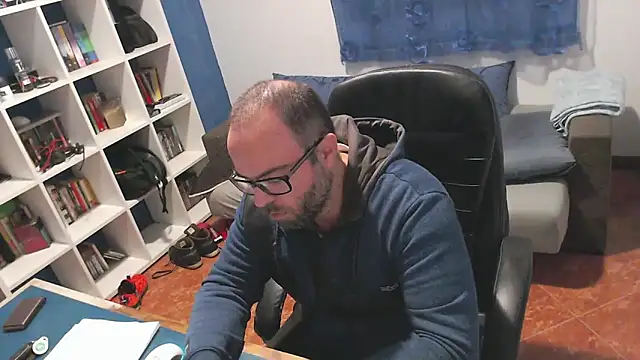 ravingr4d4 online show from 11-19-25, 11:16