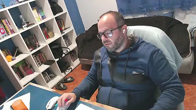 ravingr4d4 online show from 11-17-25, 10:03