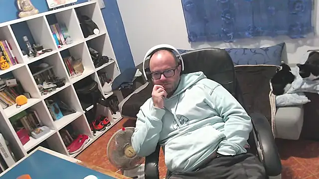 ravingr4d4 online show from 11-08-25, 09:07